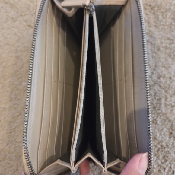 Burberry Large Horseferry Bucket Bag NWOT + Matching Wallet - Picture 11 of 13